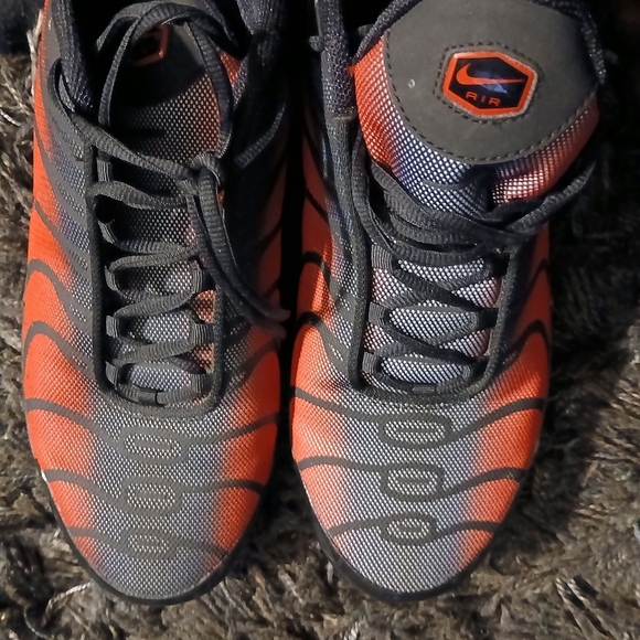 Nike Running Red and Black Athletic Shoes